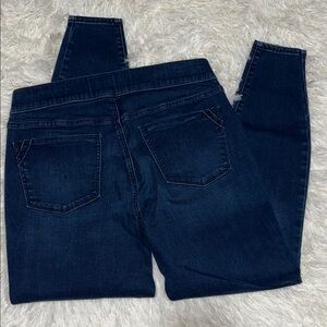 Size 12 Apt. 9 Women's Dark Indigo Jegging Jeans